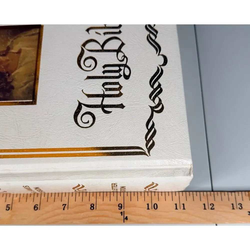 Vintage 1978 Regency Holy Bible KJV Red Letter Illustrated White Gold Gilt Jesus